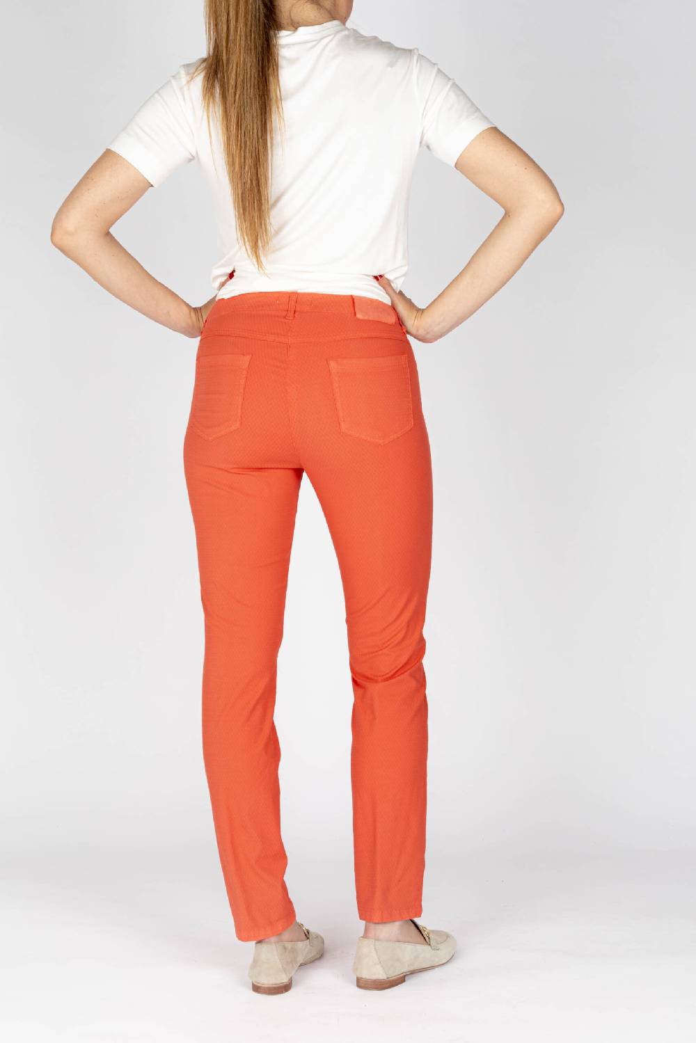 L.Pucci Pantaloni jeans colore corallo tessuto cotone armaturato Novità