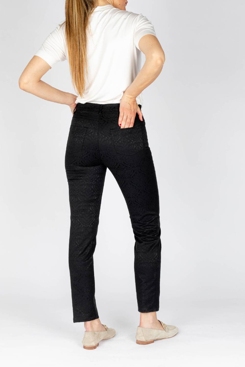 L.Pucci Pantaloni disegno fiore colore nero, linea Jeans tessuto jacquard I Più Venduti