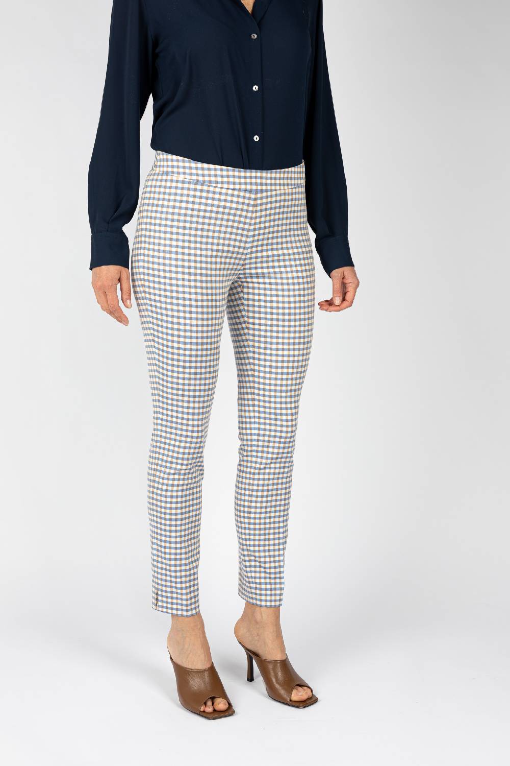 L.Pucci Pantaloni tessuto disegno quadretto colore celeste, linea a sigaretta Moda