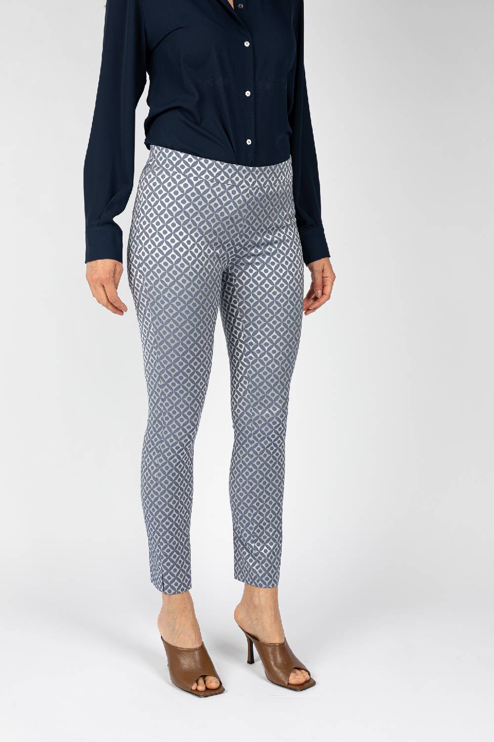 L.Pucci Pantaloni tessuto jacquard effetto lucido colore blu, linea a sigaretta Italy