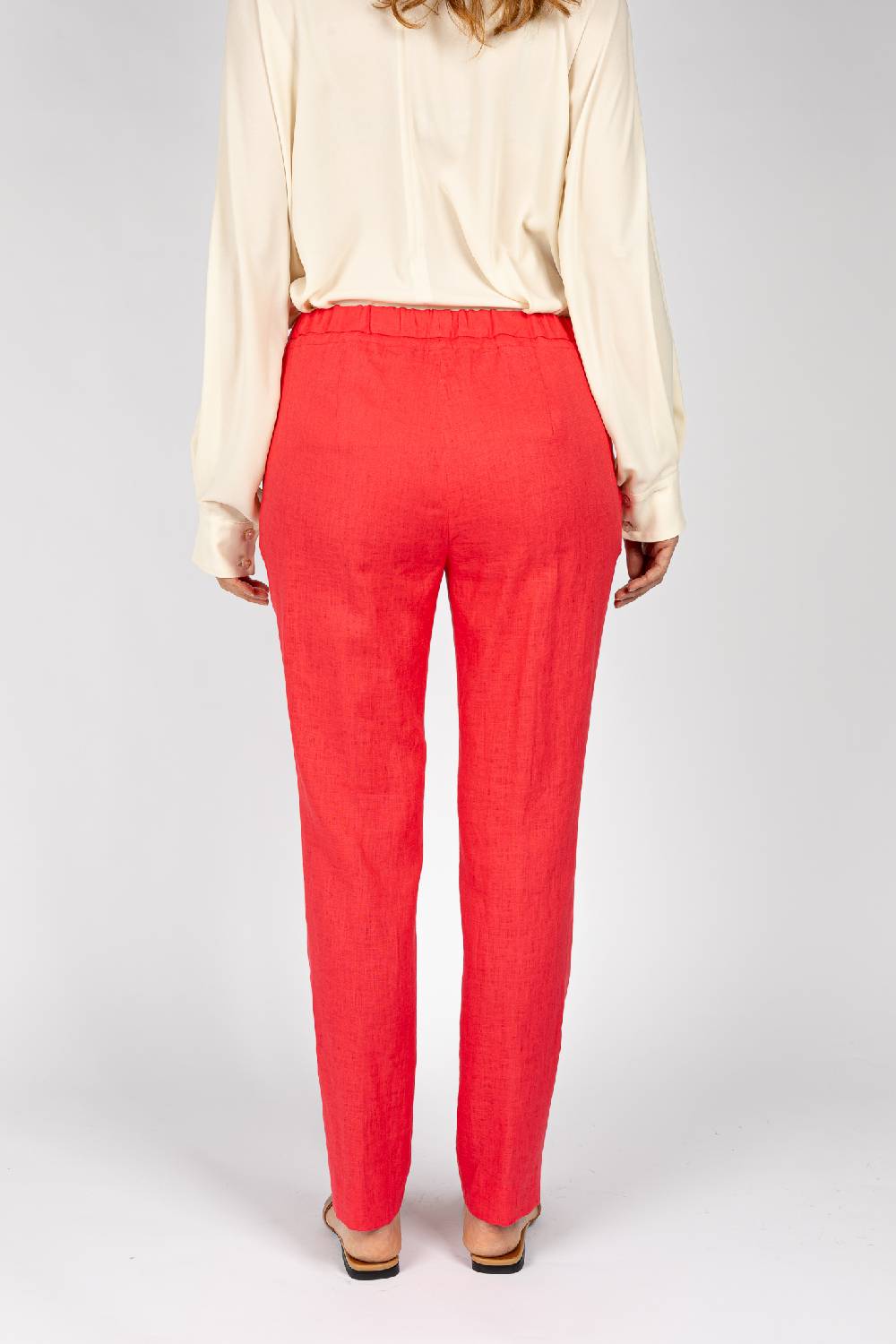 L.Pucci Pantaloni colore corallo, linea morbida Spedizione Gratuita