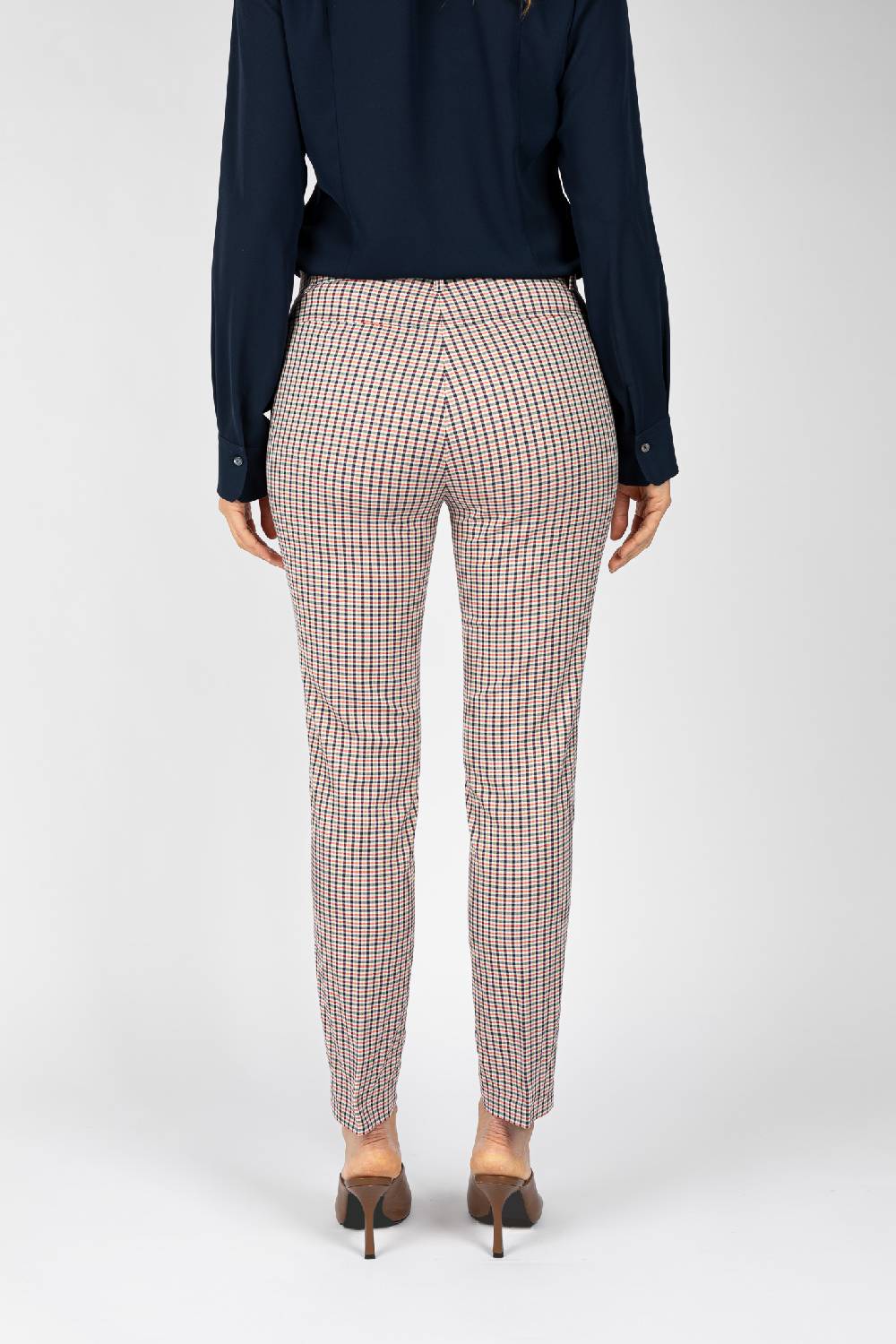 L.Pucci Pantaloni disegno quadretto in colore bianco-rosso-blu, linea a sigaretta Pezzi Unici
