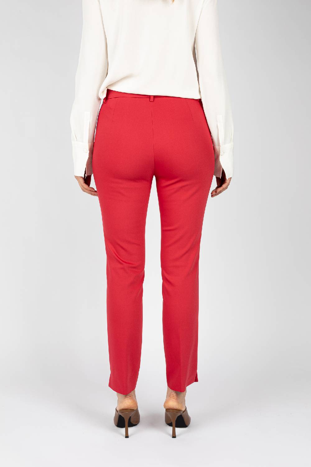 L.Pucci Pantaloni colore rosso, linea a sigaretta Offerte giornaliere