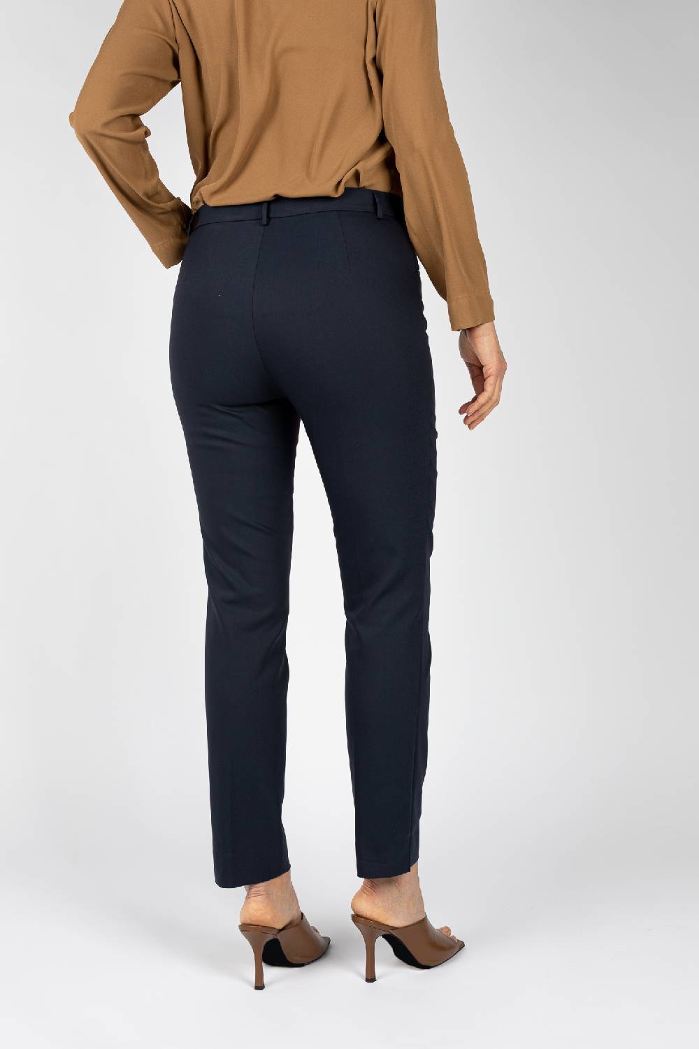 L.Pucci Pantaloni colore blu, linea a sigaretta Negozi Online