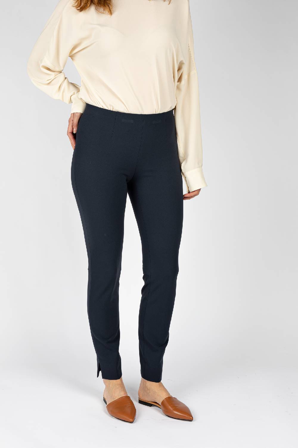 L.Pucci Pantaloni colore blu con linea a sigaretta Fino Al -60%