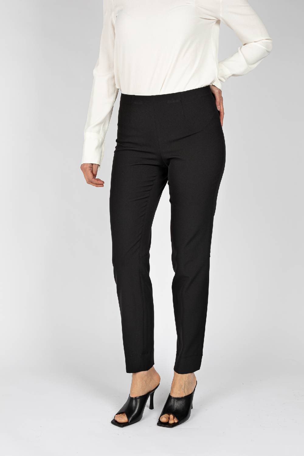 L.Pucci Pantaloni linea a sigaretta colore nero Shopping Online