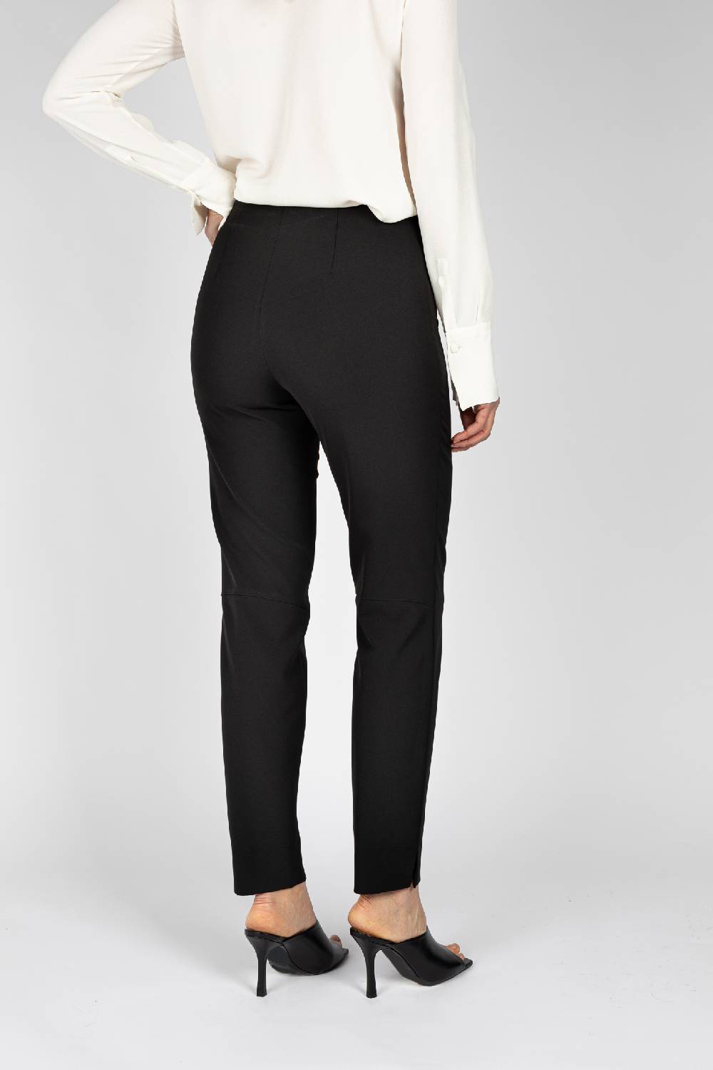 L.Pucci Pantaloni linea a sigaretta colore nero Shopping Online