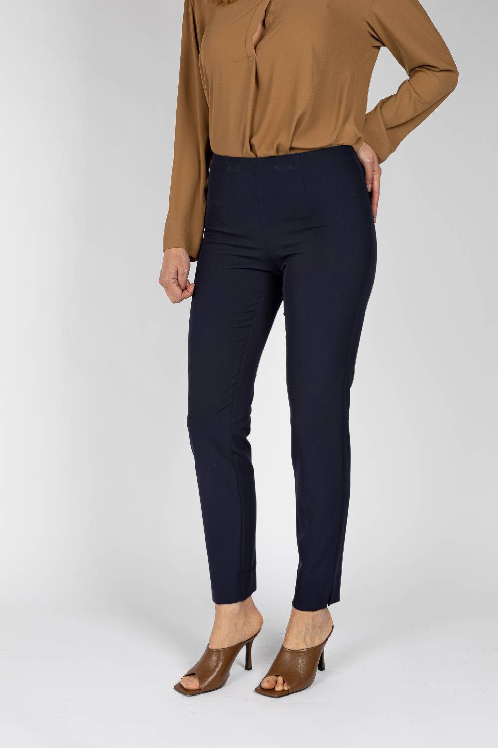 L.Pucci Pantaloni linea a sigaretta colore blu Affare Del Giorno