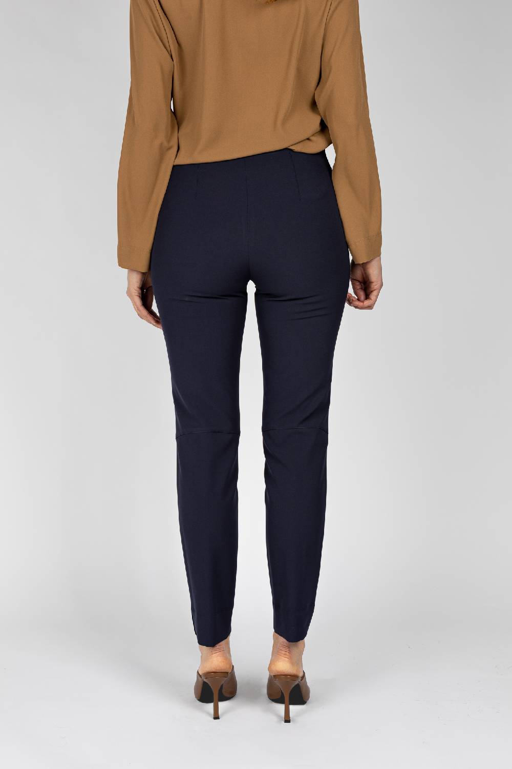 L.Pucci Pantaloni linea a sigaretta colore blu Affare Del Giorno