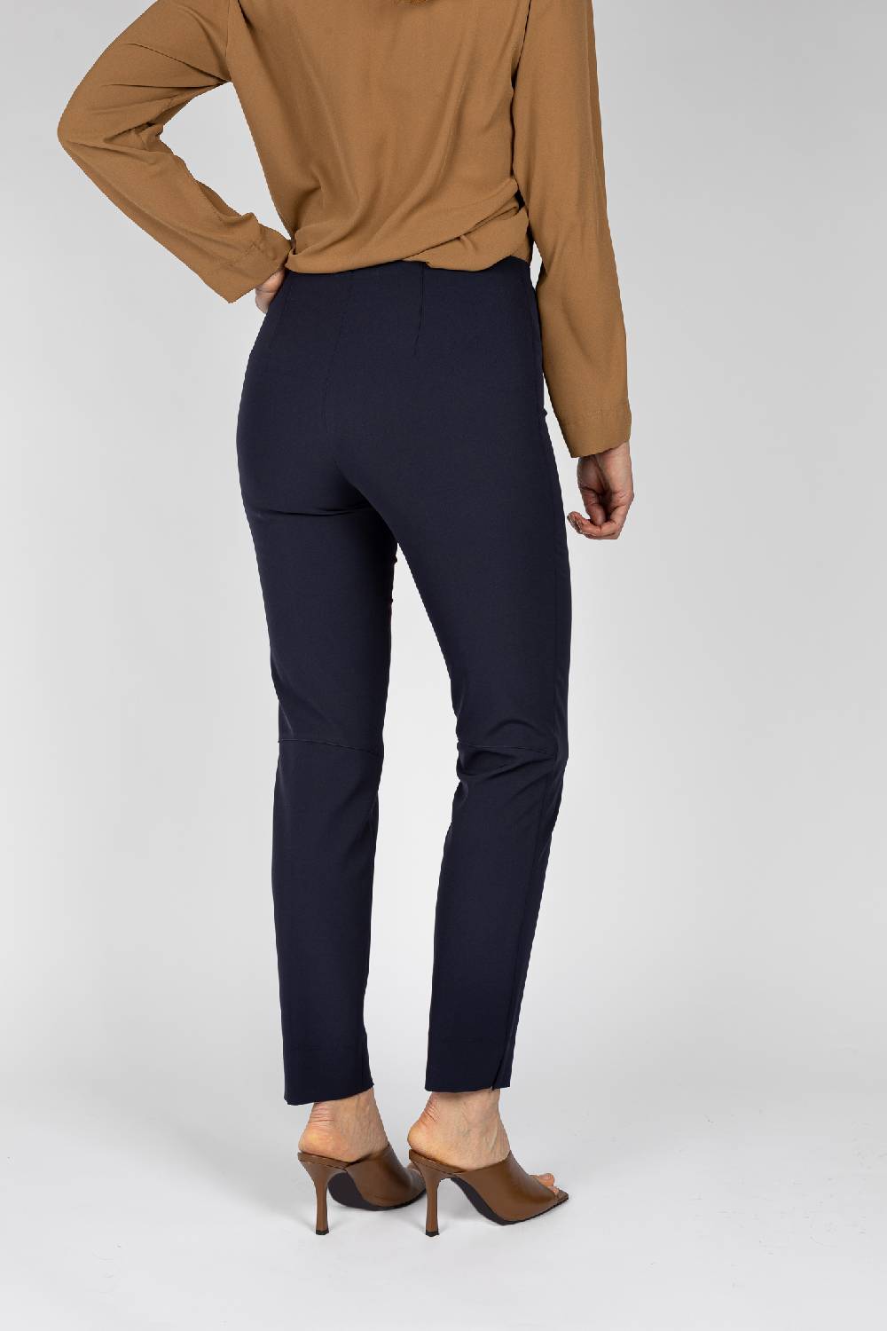 L.Pucci Pantaloni linea a sigaretta colore blu Affare Del Giorno