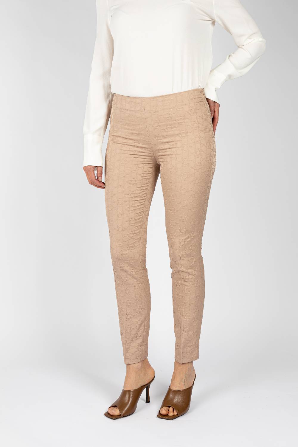 L.Pucci Pantaloni jacquard a fiore colore beige, linea stretta Convenienza
