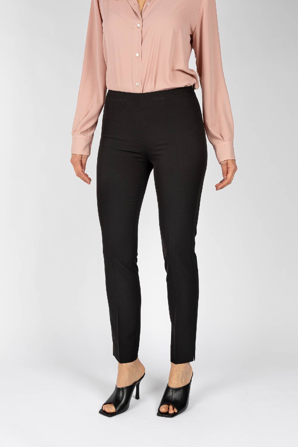 L.Pucci Pantaloni colore nero linea a gamba stretta da donna Online