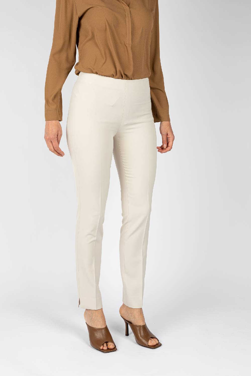 L.Pucci Pantaloni colore ghiaccio linea stretta da donna Outlet