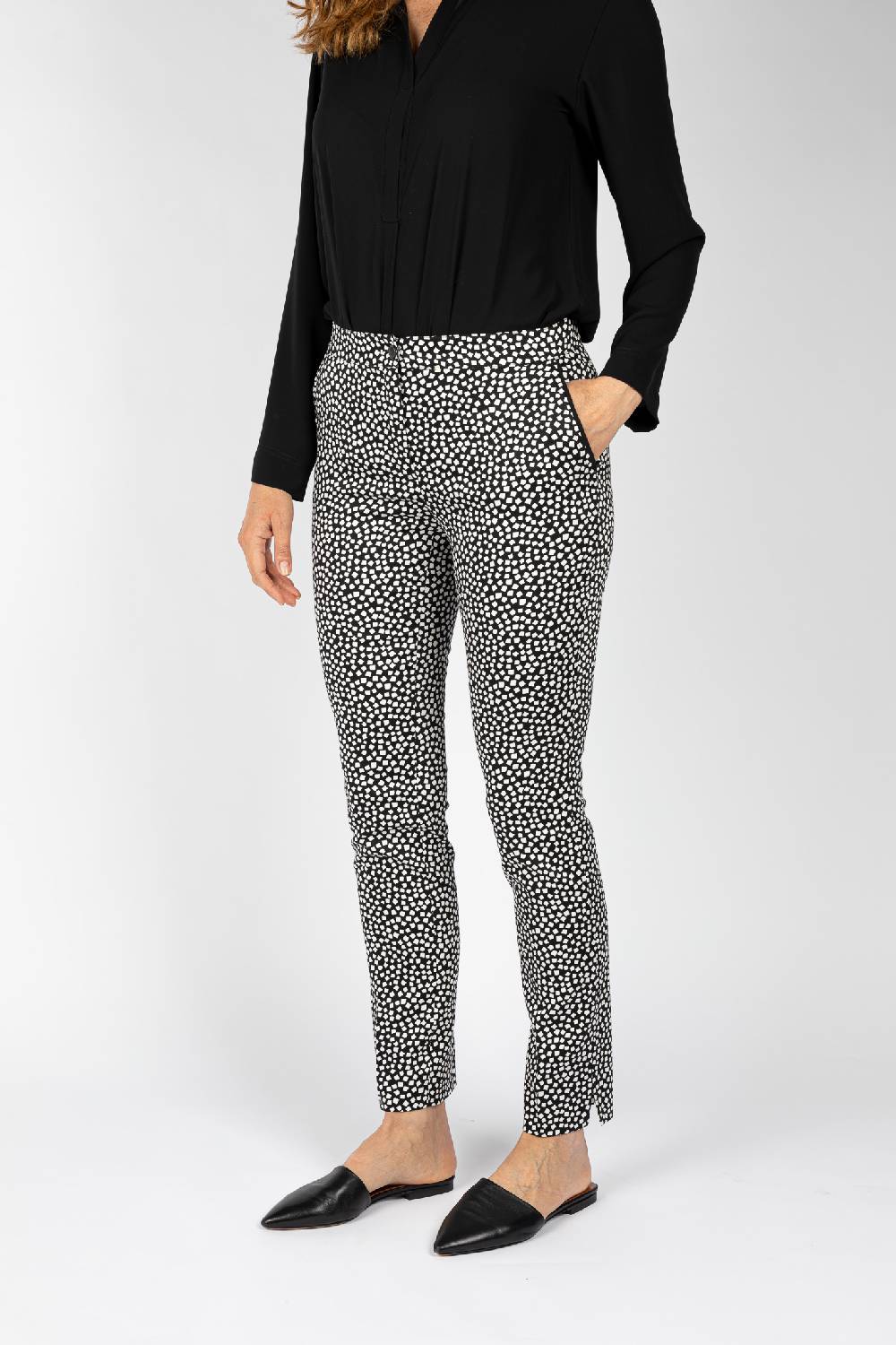 L.Pucci Pantaloni da donna nero linea dritta spacchetti al fondo Saldi