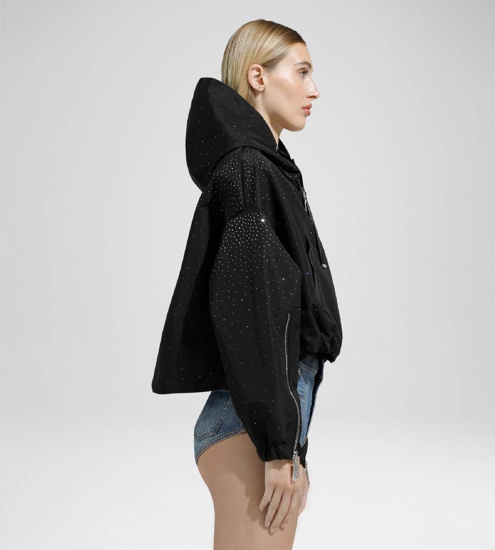 Khrisjoy KHRIS CROP WINDBREAKER STRASS BLACK Convenienza