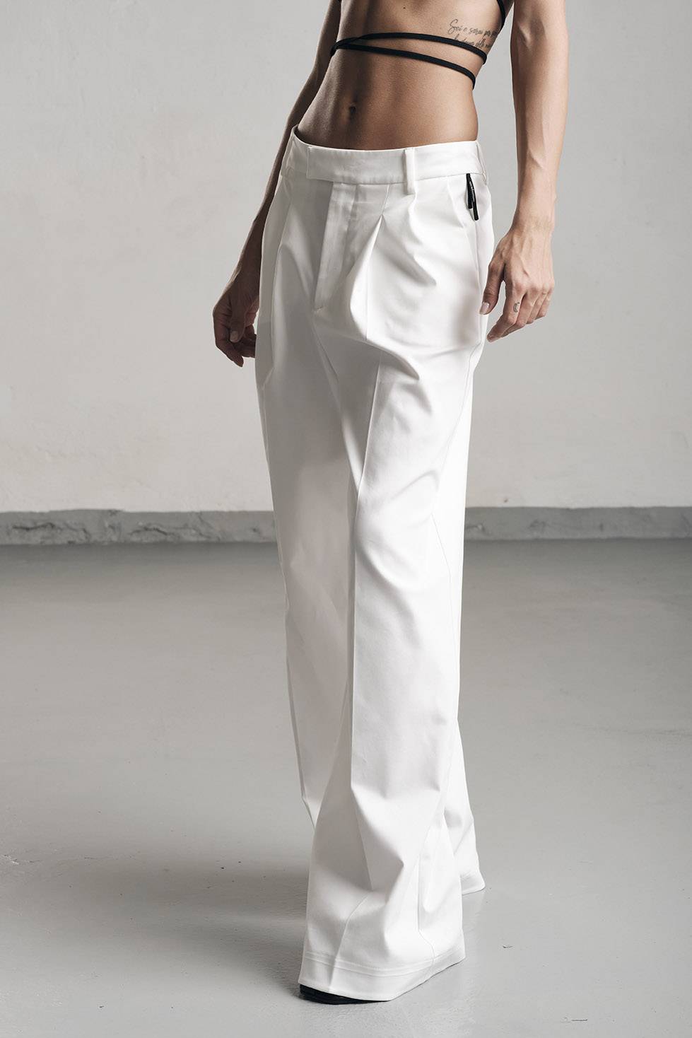 Nostrasantissima Pantalone Saldi