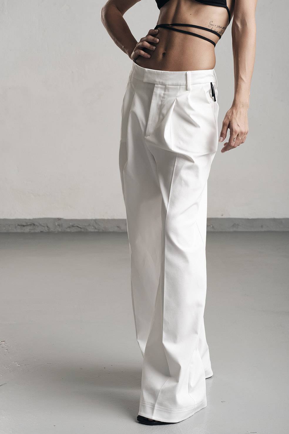 Nostrasantissima Pantalone Saldi