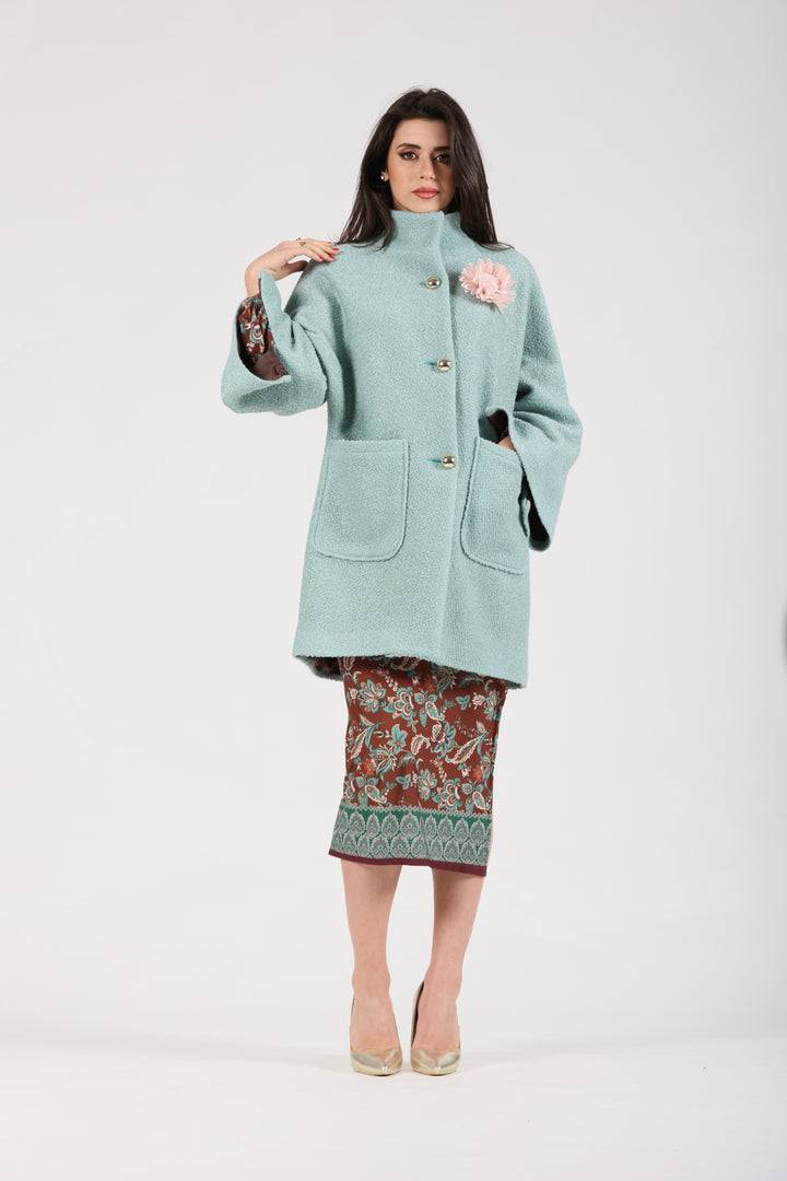 Oltre Tempo Cappotto in bouclè con tasconi e bottoni dorati Fino Al -60%