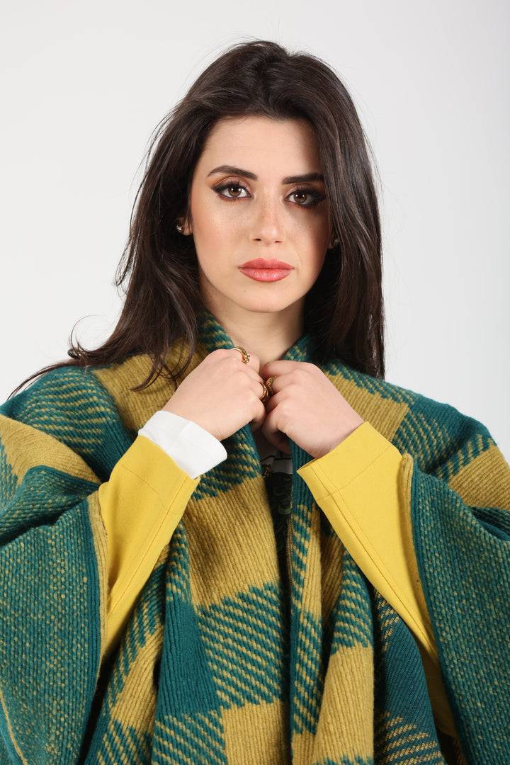 Oltre Tempo Poncho in lana Qualità Garantita