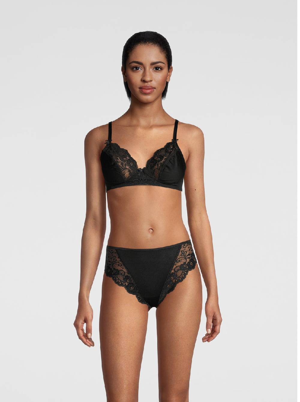 Oscalito Reggiseno Balconcino Coppa C con Leavers 984C Offerta