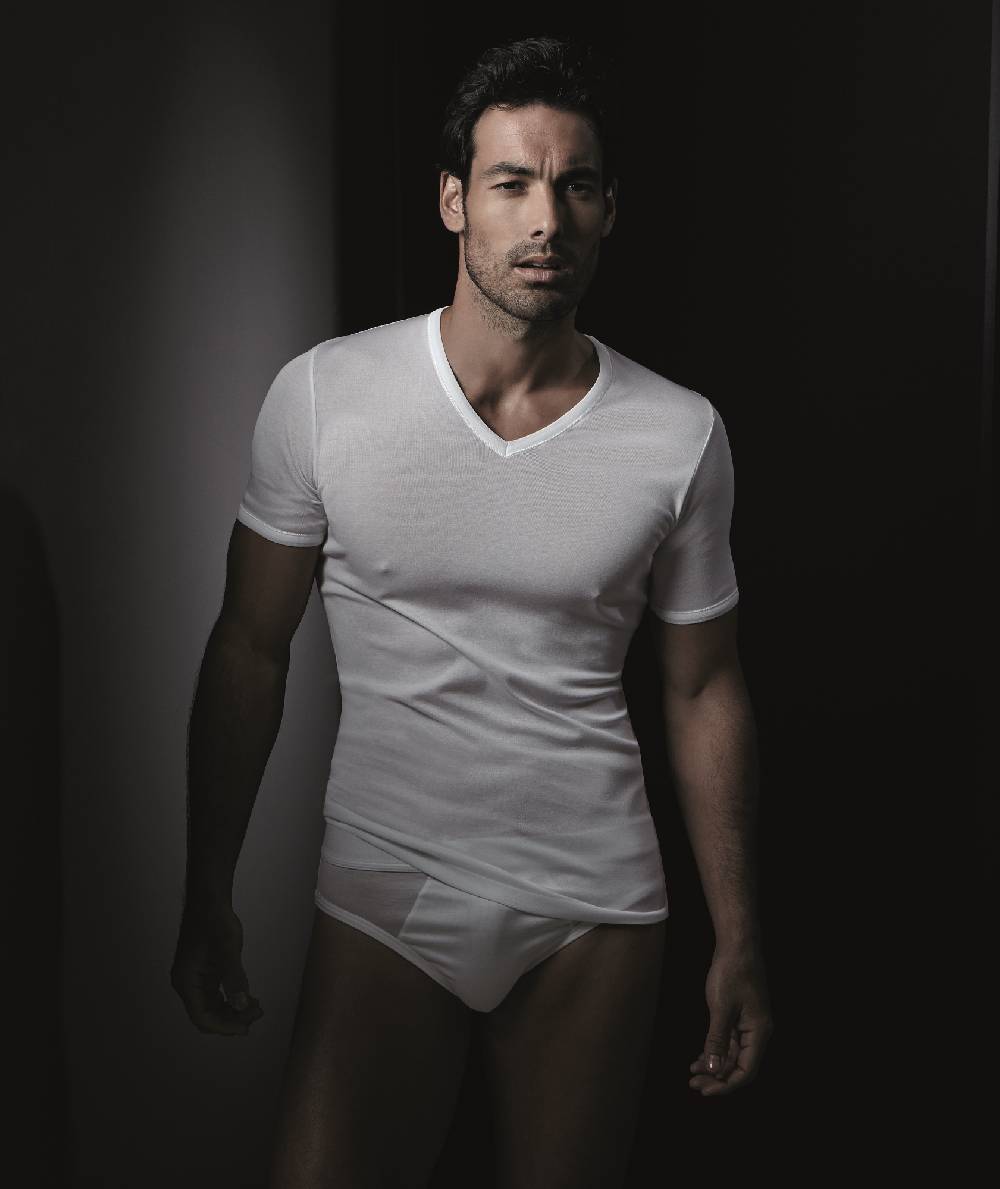 Oscalito T-shirt in cotone con scollo a V 742 Affare Del Giorno