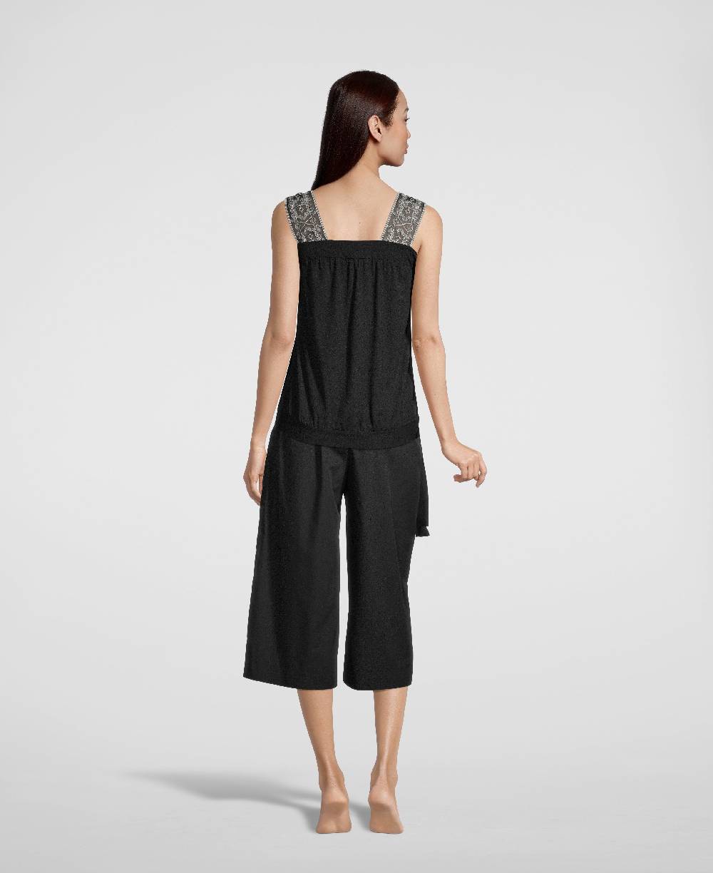 Oscalito Top Donna94% Modal, 6% Elastan 1399 Fino Al -60%