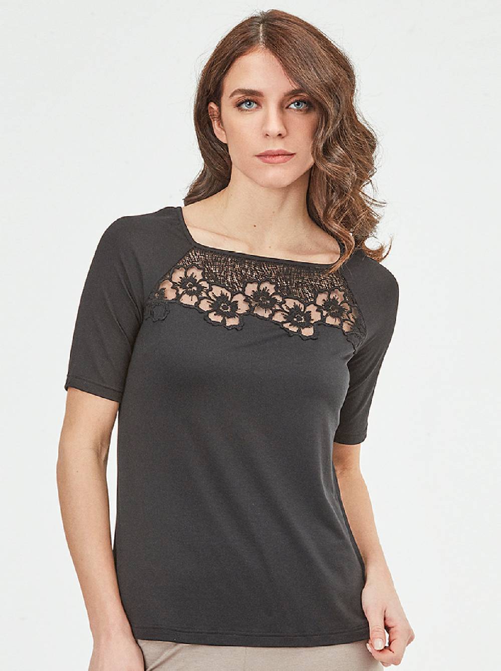 Oscalito T-Shirt in micromodal con Macramè 1371 Hotsell