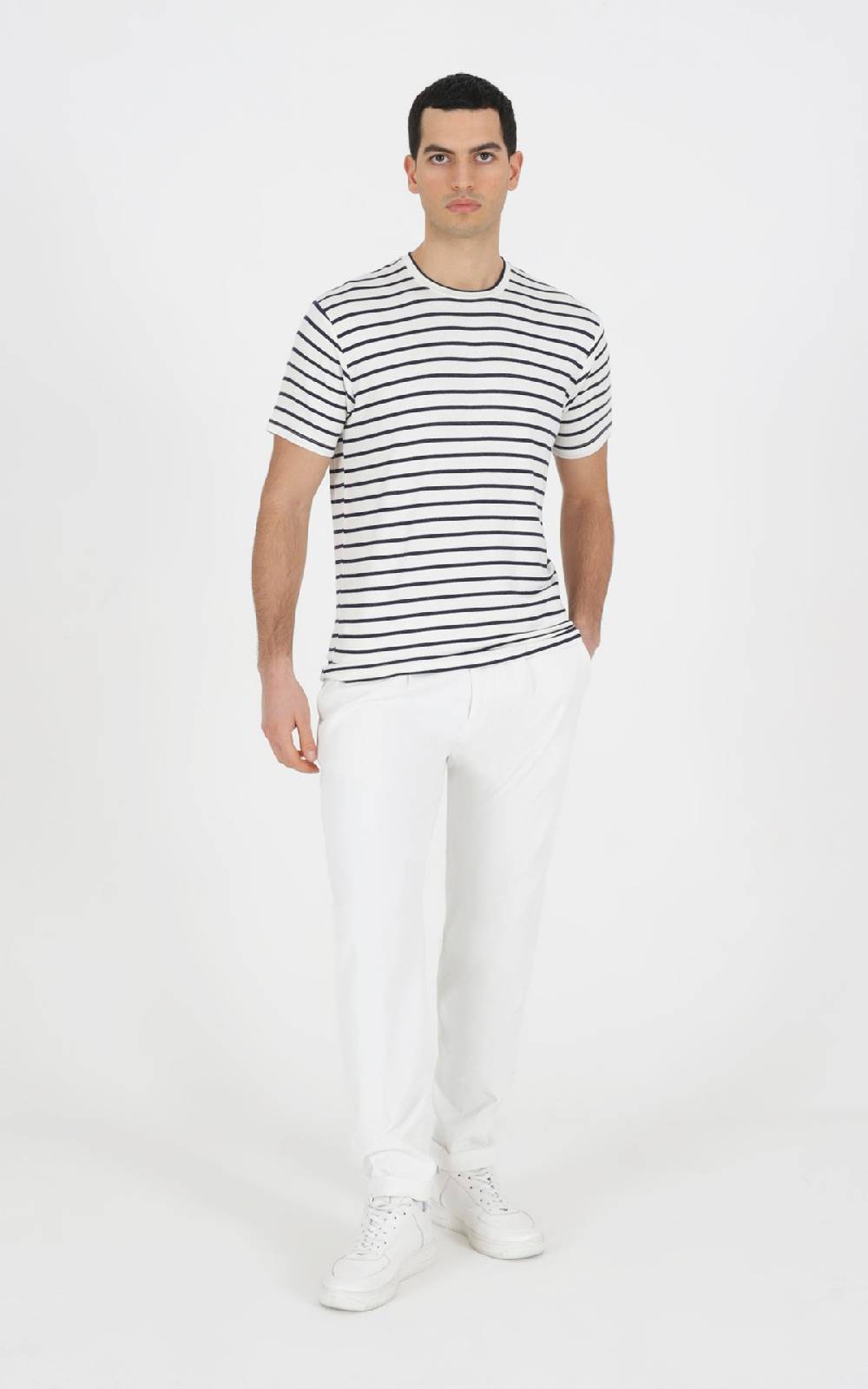 Outfit Italy T-Shirt in viscosa a righe Italia