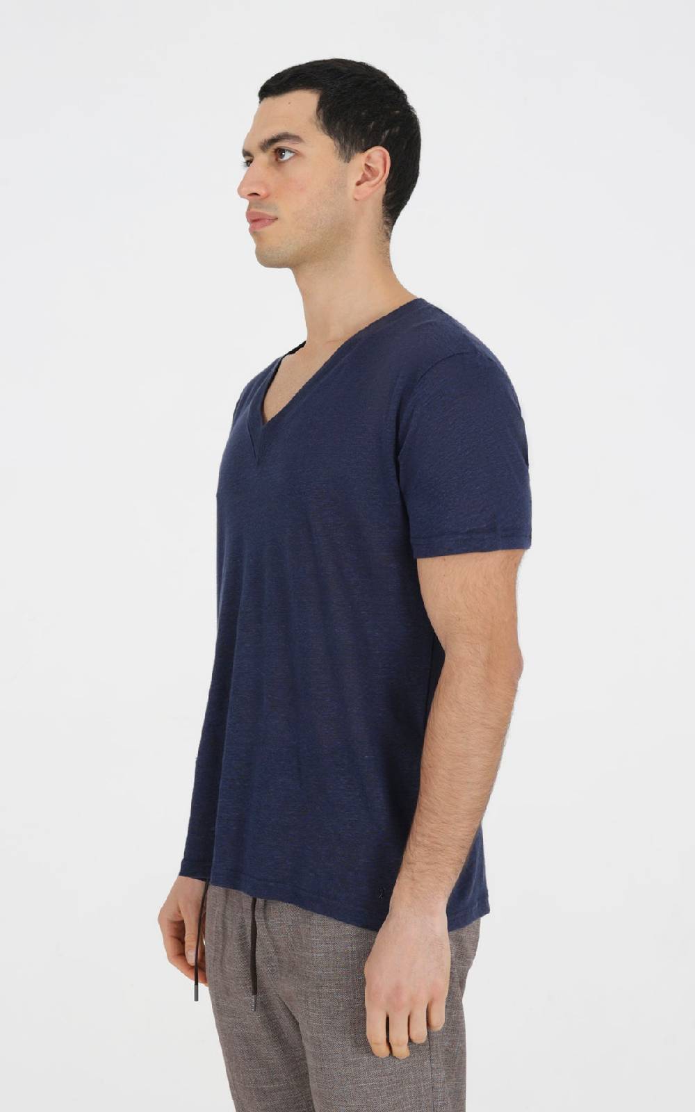 Outfit Italy T-Shirt scollo a V in lino Qualità