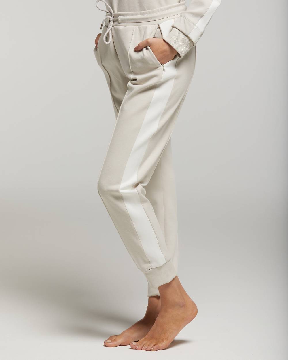 ﻿Pompea Set Completo Tuta donna Freetime (Beige) Qualità Garantita