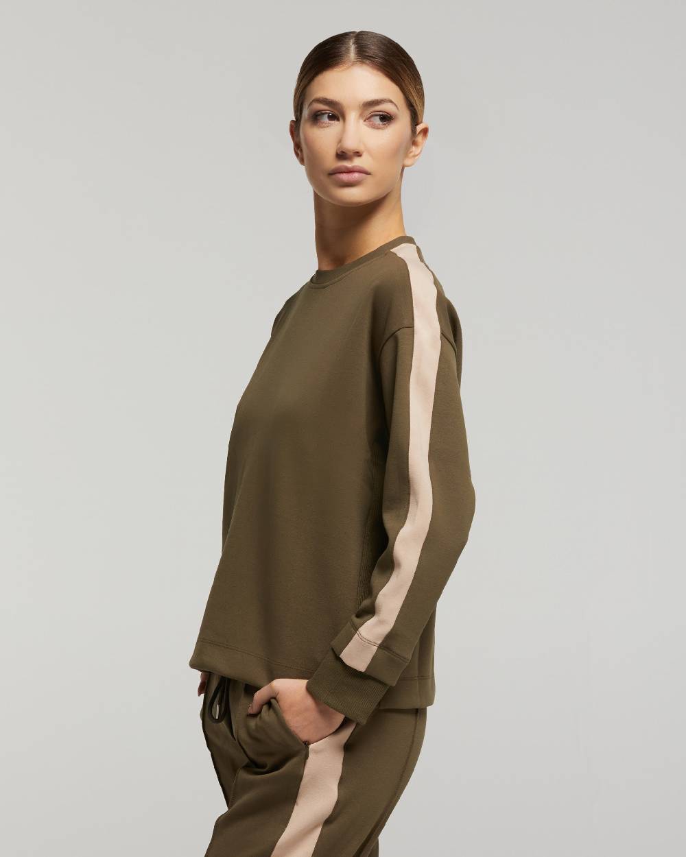 Pompea Set Completo Tuta donna Freetime (Verde militare) Promozione Limitata