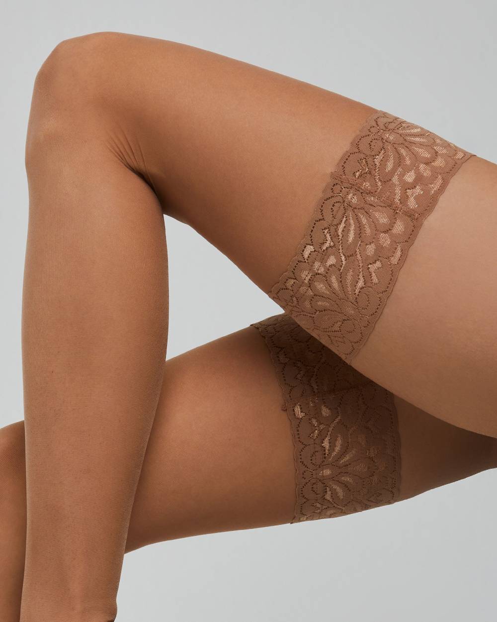 Pompea Autoreggente Vani 20 denari con balza floreale Vendita Calda