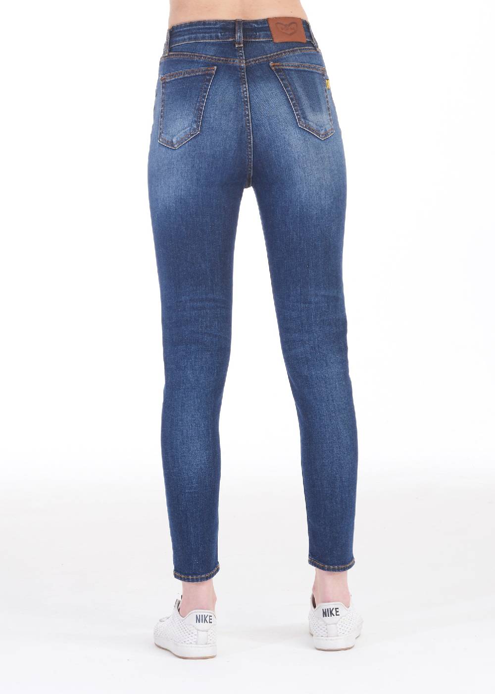 Pop84 Jeans vita alta slim fit modello Niky Sconto