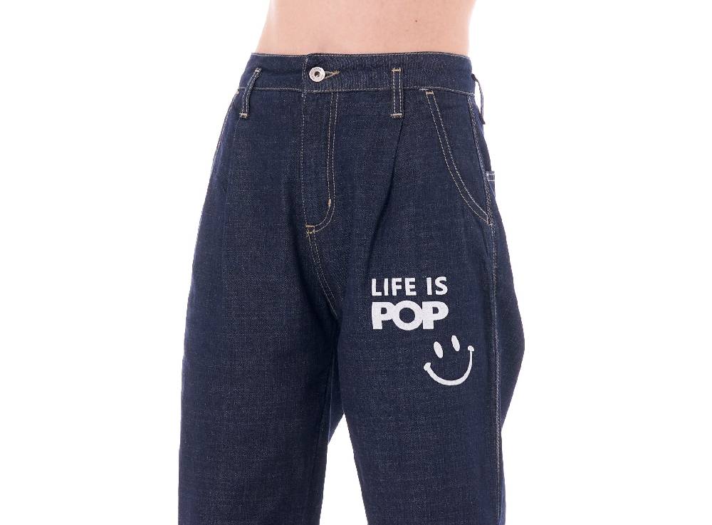 Pop84 Jeans con frase "LIFE IS POP" Hotsell
