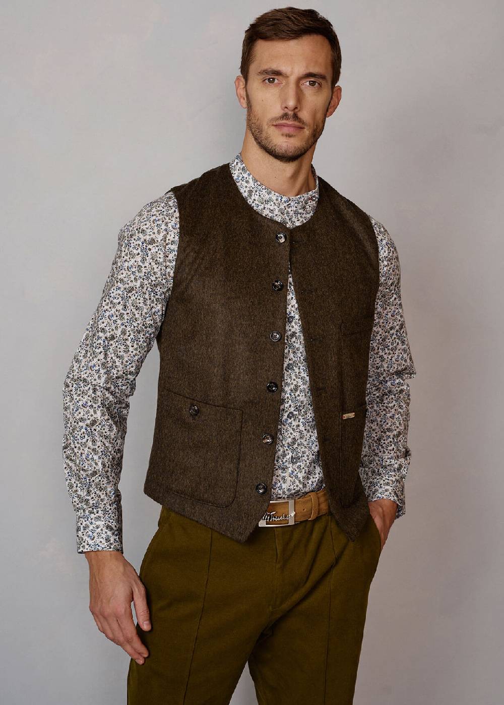 Luis Trenker Gilet in loden con scollo rotondo Lusven Saldi Di Fabbrica