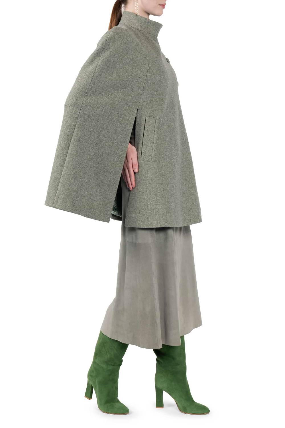 Luisa Beccaria Mantella Reglan in lana Acquista Ora