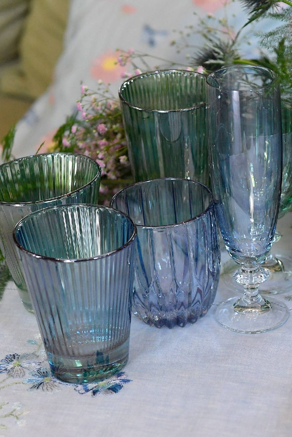 Luisa Beccaria Set Verde Di Due Bicchieri D'acqua Iside Vendita Calda