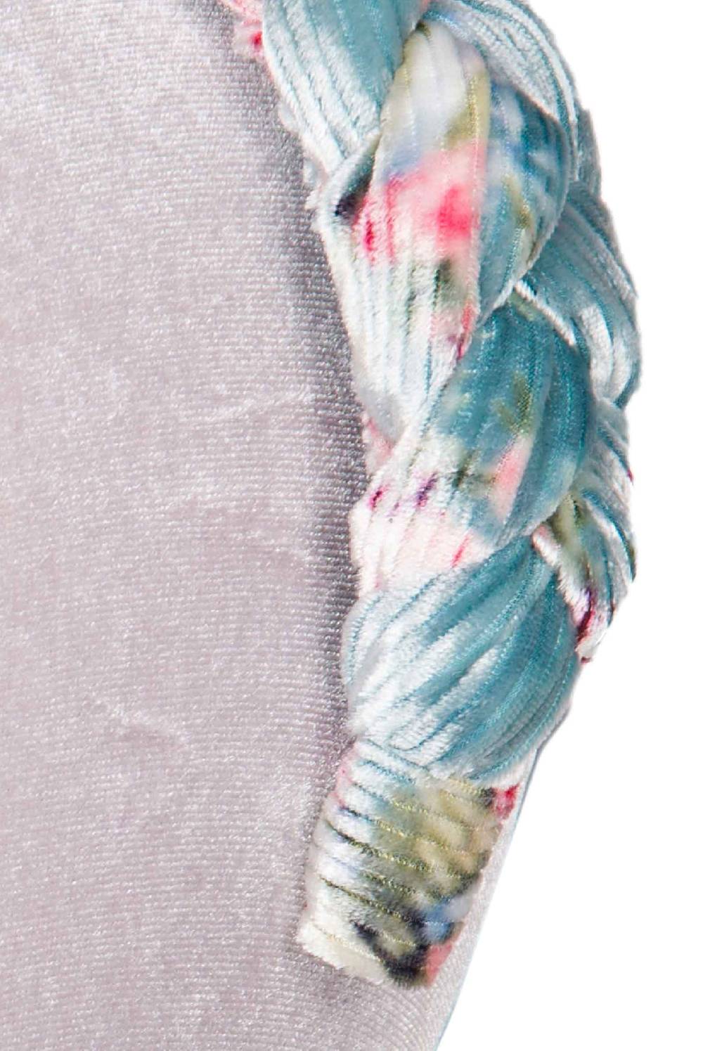 Luisa Beccaria Fascia per capelli intrecciata con boccioli di rose di velluto blu Comprane uno, ottenene uno gratis