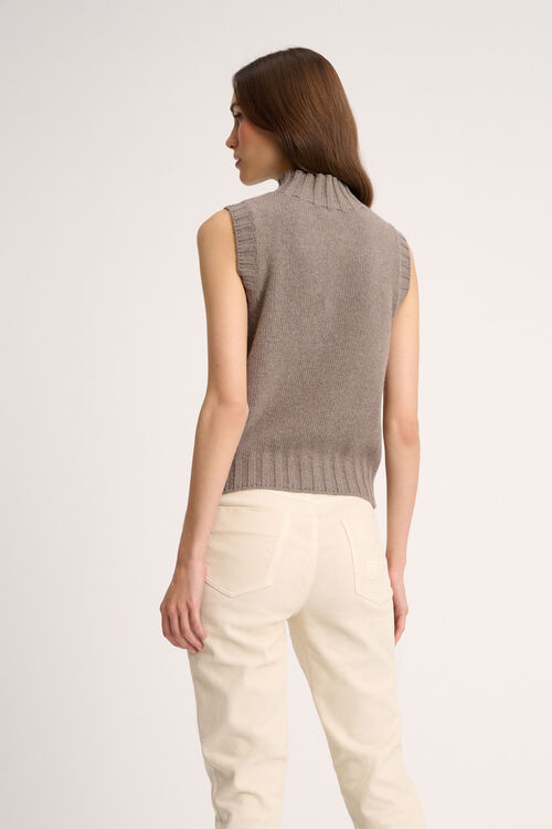 Luisa Spagnoli Chiusura - Gilet a collo alto Vendita