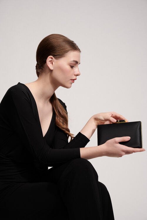 Luisa Spagnoli Ivy - Clutch in raso Offerta speciale della fabbrica