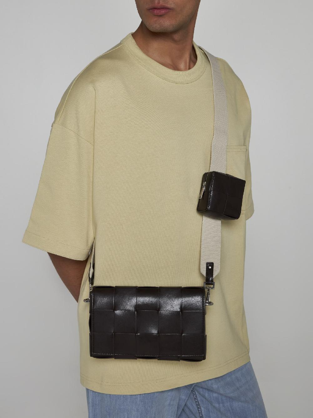 BOTTEGA VENETA Borsa Cassette On Strap in pelle Intrecciato Saldi