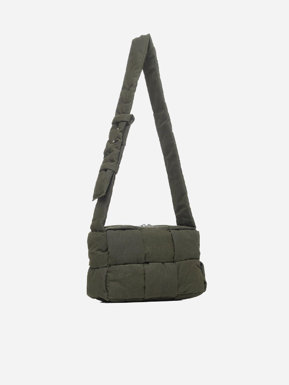 BOTTEGA VENETA Borsa Cassette Padded Tech media in cotone Saldi Di Fabbrica