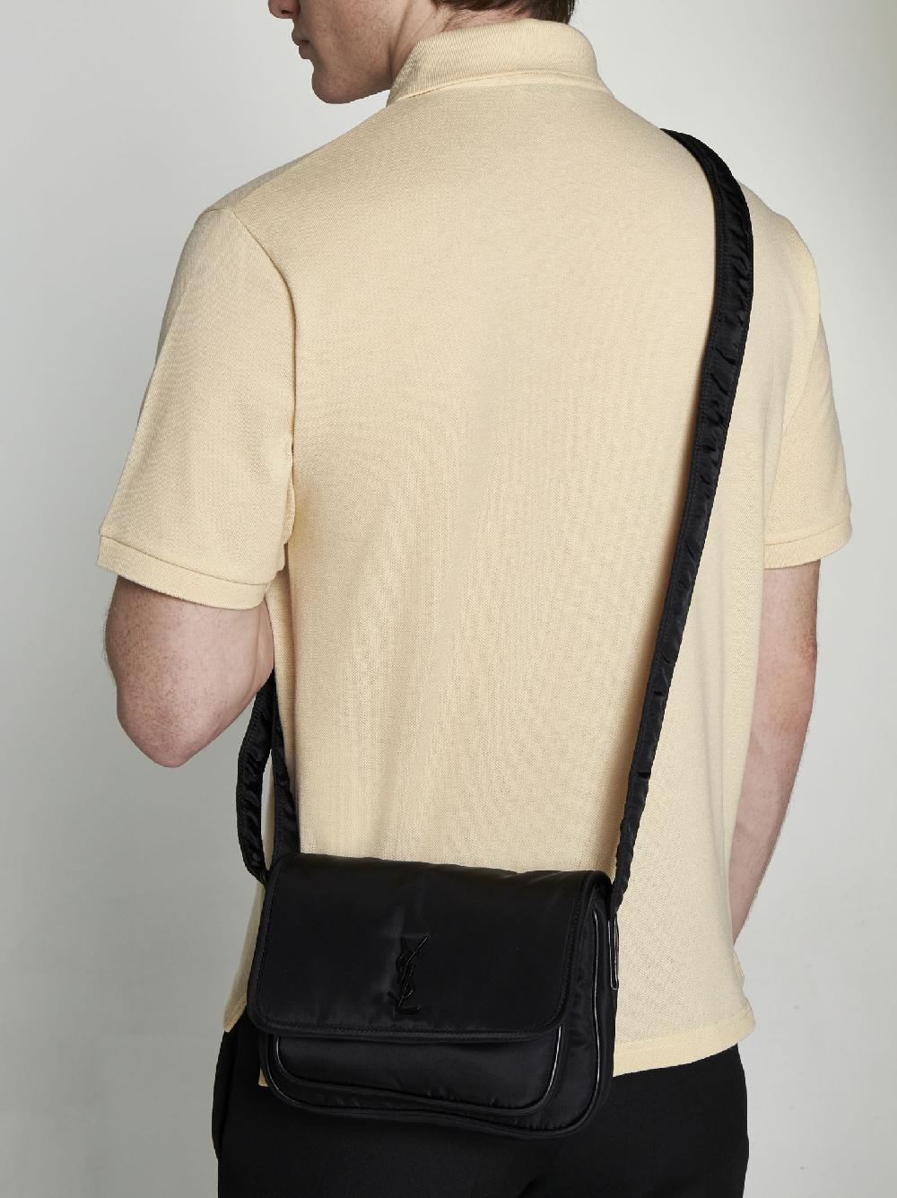 SAINT LAURENT Borsa messenger Niki piccola in nylon Nuova