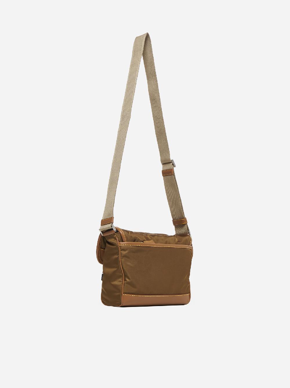 PRADA Borsa a tracolla in Re-Nylon e pelle Promozione
