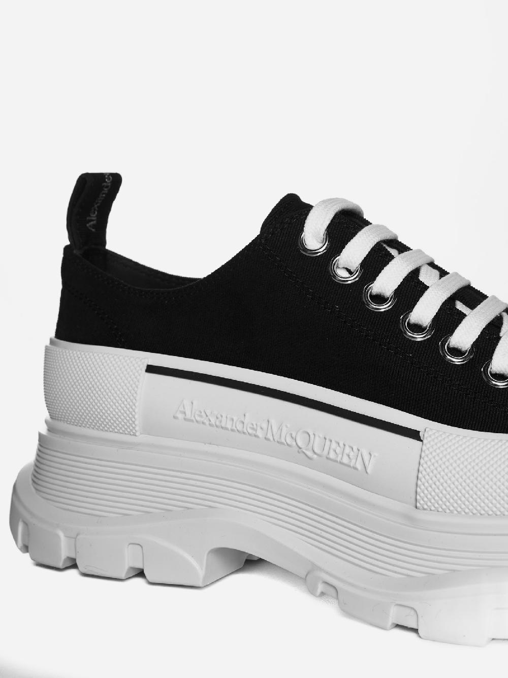 ALEXANDER MCQUEEN Sneakers Tread Slick in tela Pezzi Unici