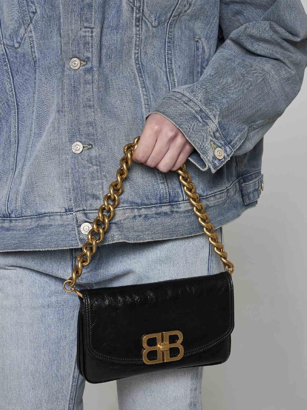 BALENCIAGA Borsa Flap BB Soft piccola in pelle Spedizione Gratuita