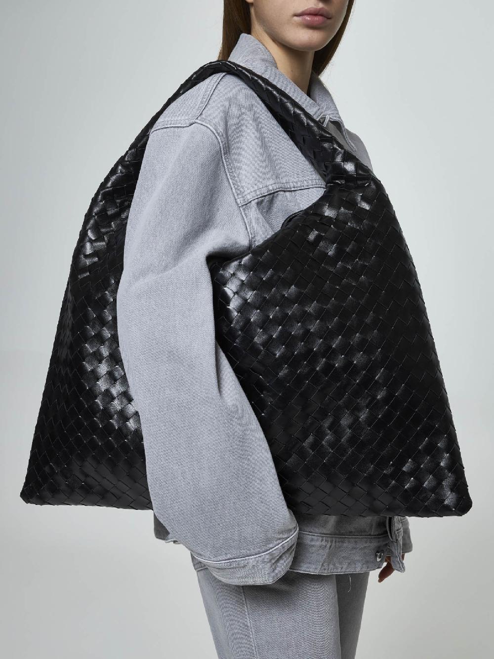 BOTTEGA VENETA Borsa Hop grande in pelle Intrecciato Acquista Ora