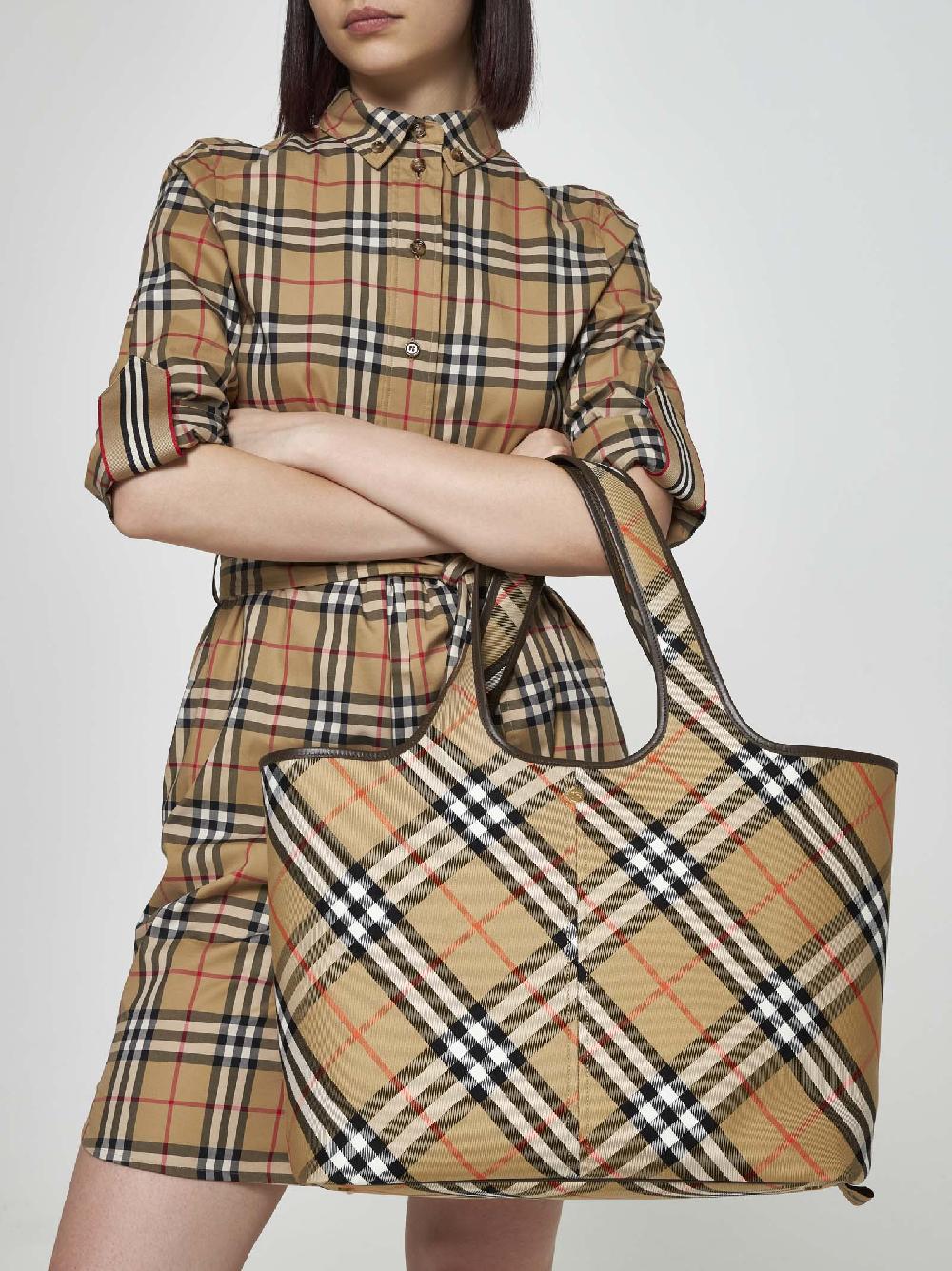BURBERRY Borsa tote media in tela Check Fino Al -60%