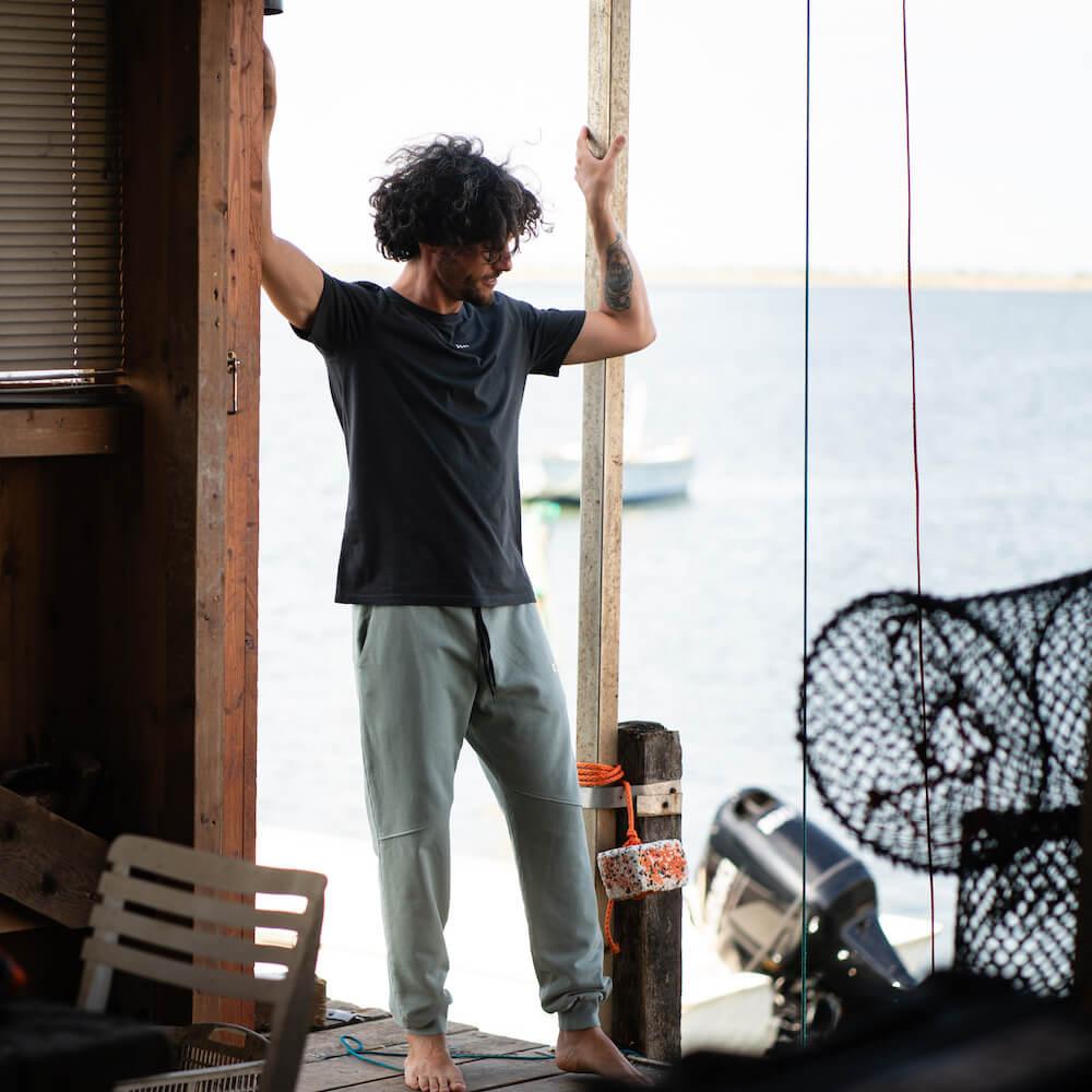 Seay / T-Shirt Nera Ikaika Moda