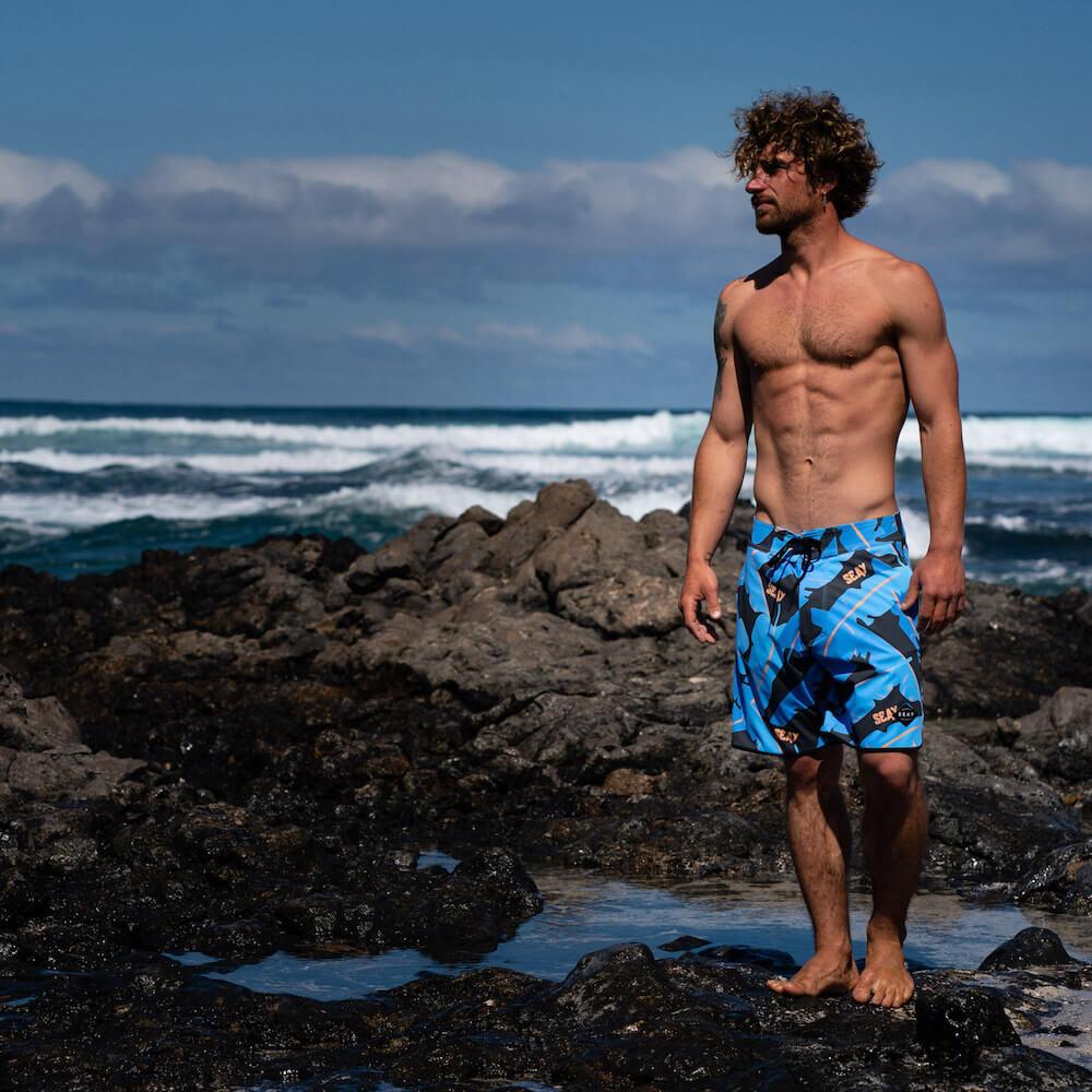 Seay / Boardshort Nero Blu Foglie Banano Alapai Offerta